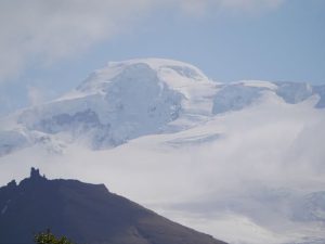 Vatnajökull-Zairon-Iceland-ice-mountain-glacier