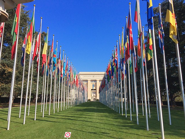 Geneve-UN-flags-office-United-Nations