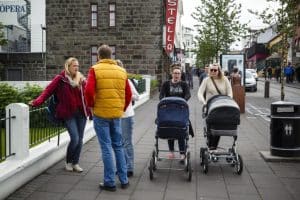 mothers-trolley-vest-yellow-children-Reykjavik