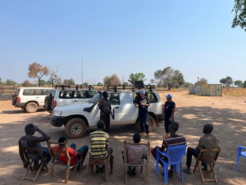 UN-southsudan-sudan-blue-beret-peacekeeper-truck