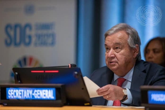 Generalsekretær António Guterres holder afsluttende bemærkninger til SDG-topmødet 2023.