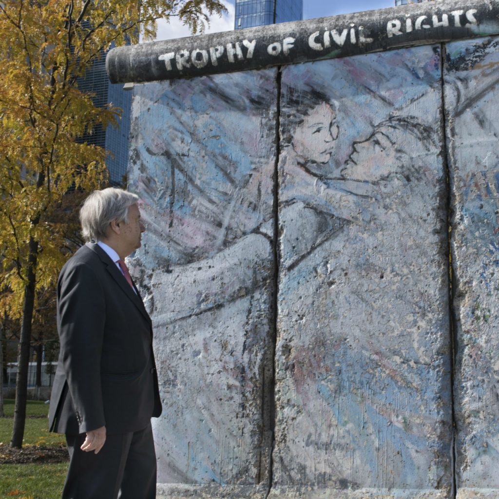 Secretary-General Commemorates Fall of Berlin Wall