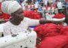 Εργοστάσιο στη Γκανά, παραγωγή φουστών για τη διεθνή αγορά