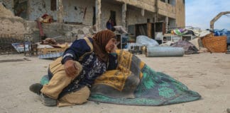 εκτοπισμένη γυναίκα στη Συρία