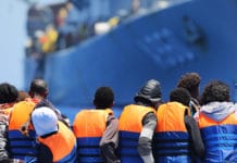 Πρόσφυγες μετανάστες στη Μεσόγειο
