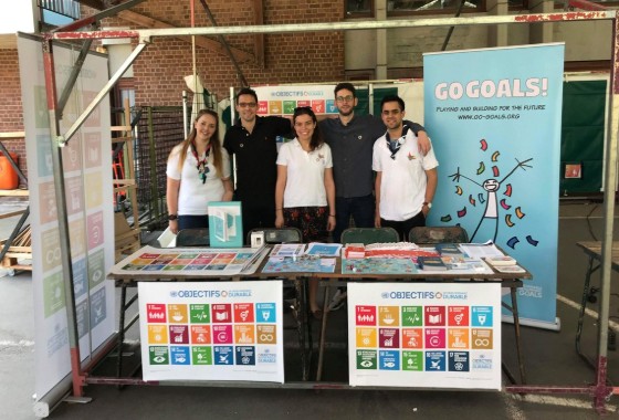 UNRIC Projects: UNRIC with Scouts manning the joint SDG stand