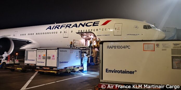 An Air France plane transporting medical supplies to Djibouti as part of UNICEF’s Humanitarian Airfreight Initiative © Air France KLM Martinair Cargo