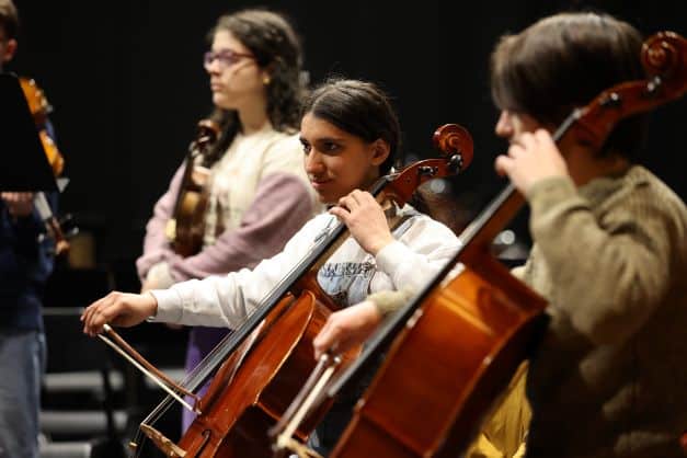 Young students from the Conservatory and the Afghan Youth Orchestra practicing