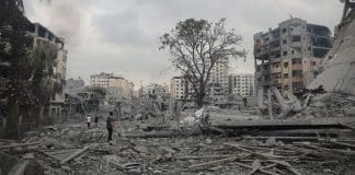 Whole neighbourhood in Gaza left inhabitable following missile and artillery strikes.