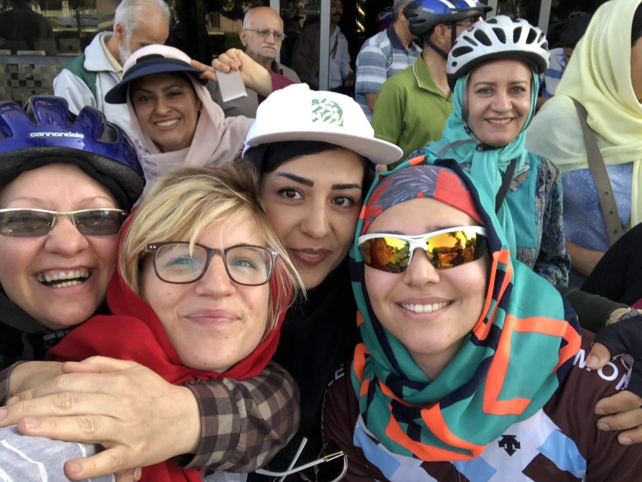 Women cycling, group selfie