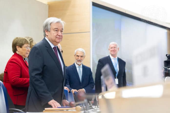 El Secretario General António Guterres asiste a la apertura del la 43ª sesión ordinaria del Consejo de Derechos Humanos.