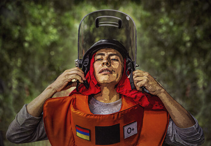 Desminador del UNMAS en Colombia