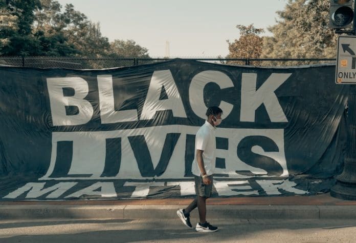 black lives matter juliste