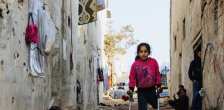 Tyttö Syyriassa