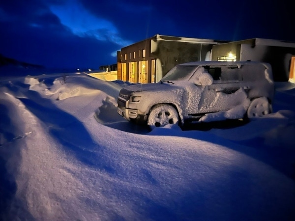 Snow-in-the-suburbs-Reykjavik-New-Years-Teitur-Thorkelsson.