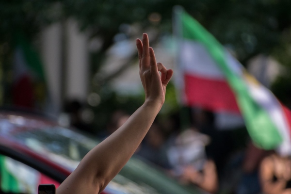 thumbnail_albert-stoynov-9N7gEdnQs6Q-unsplash-iranians-abroad-have-joined-protest-movements