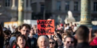 Manifestations après le meurtre de Nahel M., tué par un policier en France.
