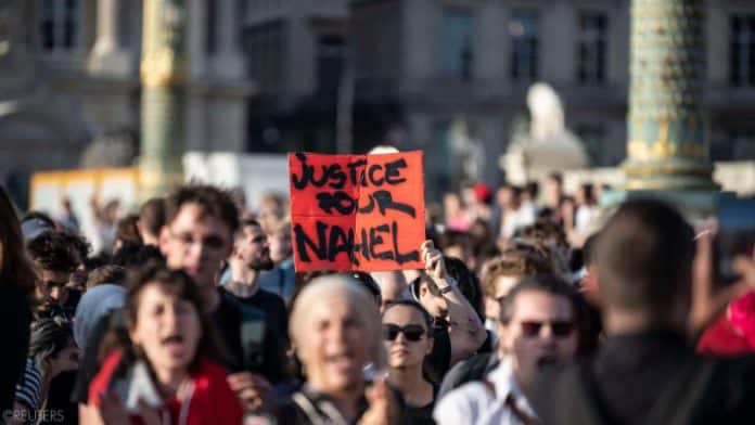 Manifestations après le meurtre de Nahel M., tué par un policier en France.
