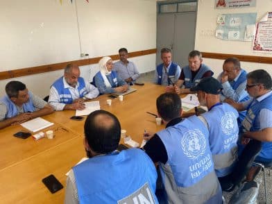 Philippe Lazzarini forstjóri UNRWA komst í fyrsta skipti til Gasa frá því átök hófust á dögunum og hélt fundi með starfsfólki.