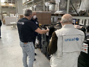 Aiuti UNICEF in arrivo in Italia