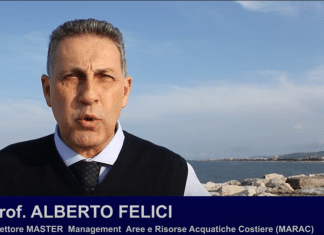 Il professore Alberto Felici parla in primo piano