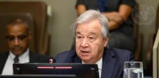 Il Segretario generale António Guterres interviene alla riunione plenaria di alto livello per commemorare e promuovere la Giornata internazionale per l'eliminazione totale delle armi nucleari (26 settembre). UN Photo/Loey Felipe.
