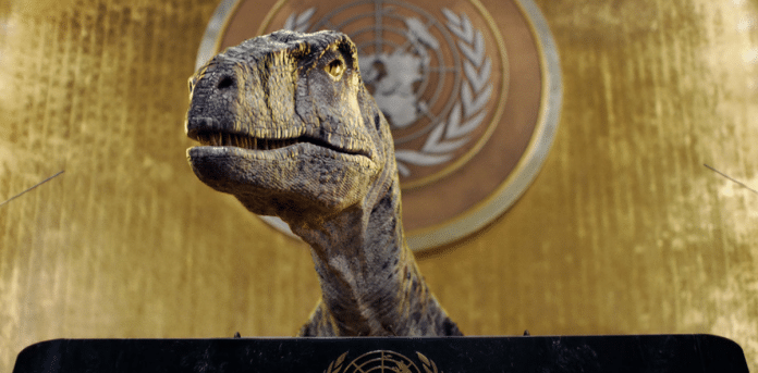 UN/ ‘Don’t choose extinction’ dinosaur urges world leaders