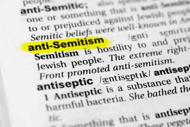 UNESCO: lotta all'antisemitismo attraverso l'istruzione