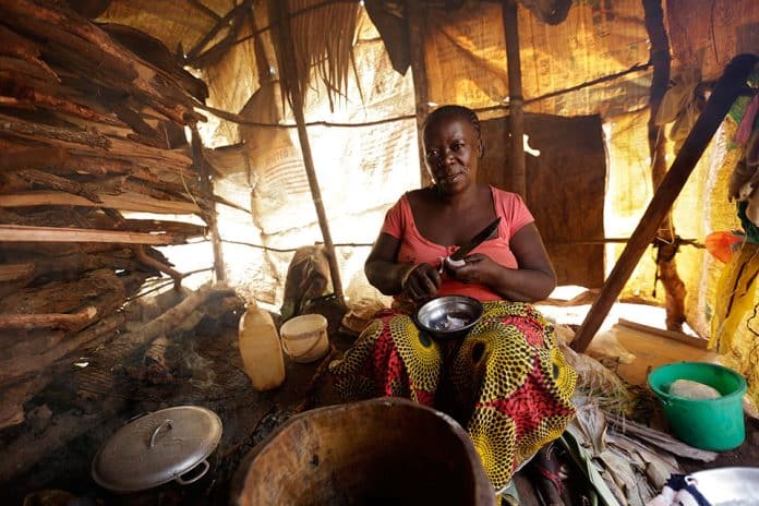 1 donna su 10 nel mondo vive in condizioni di estrema povertà