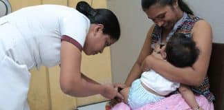 La prevenzione dell'infezione da epatite B attraverso l'immunizzazione nella prima infanzia riduce sostanzialmente le infezioni croniche e i casi di cancro al fegato e cirrosi in età adulta.
