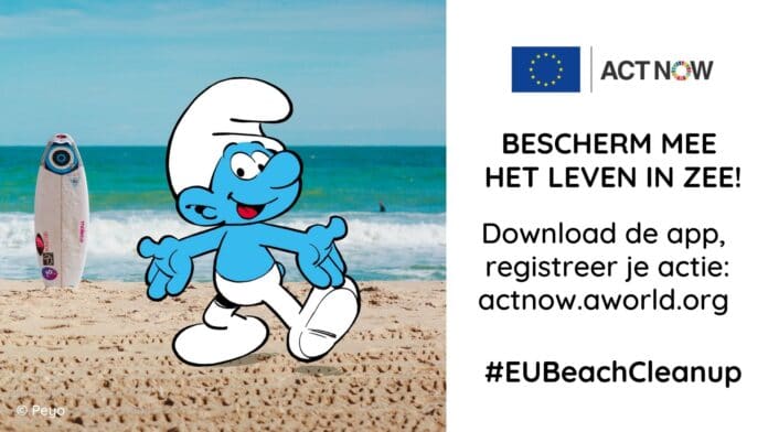 De Smurfen als mascotte van de #EUBeachCleanup