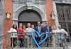 Minister Van Quickenborne, Luikse burgemeester Willy Demeyer, UNODC-hoofd van de afdeling Mensenhandel Ilias Chatzis en Partners in België lanceren de Blue Heart-campagne