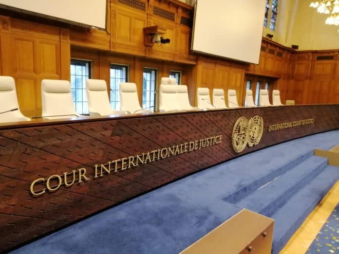 Internationaal Gerechtshof afgebeeld in foto.
