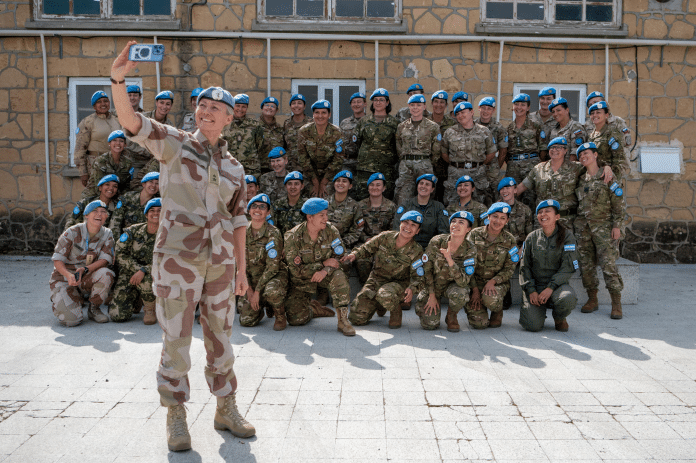 Ingrid Gjerde-militæret-FN-oppstilling-soldater