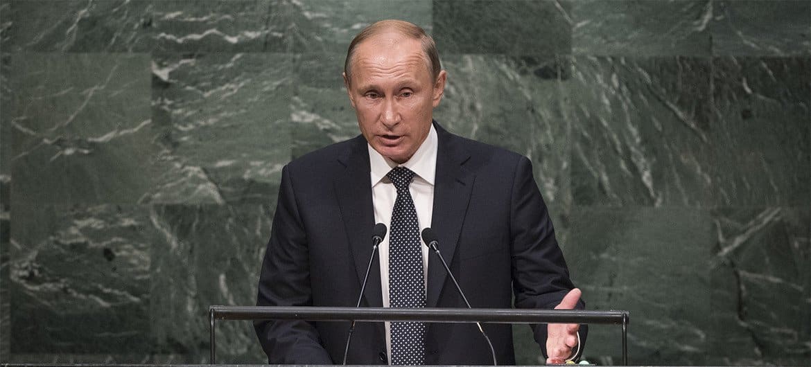 Russlands president Vladimir Putin taler til FNs generalforsamling i 2015. Foto: UN Photo/Cia Pak
