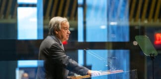 António Gutteres tal till öppnandet av generaldebatten för 75:e sessionen för generalförsamlingen. Generalsekreteraren kritiserade den så kallade vaccinationalismen.