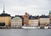 En stadssilhuett över Stockholm med vy över vattnet